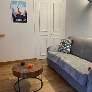 Studio With Balcony In Appartement